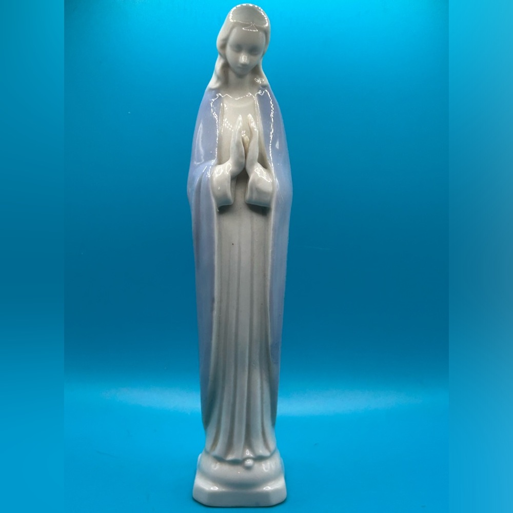 Vintage Madonna Napco ceramic figurine, Virgin Mary, religious